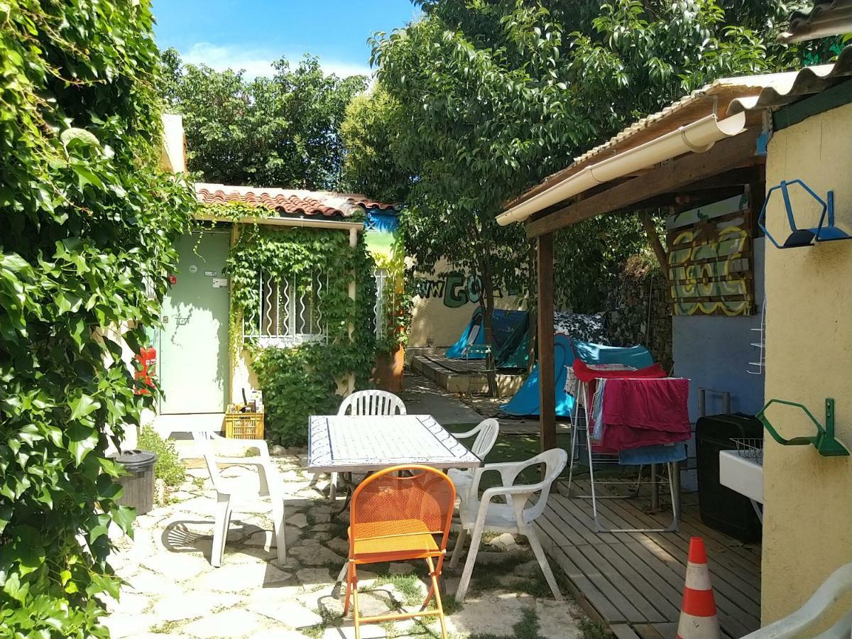 Goclands Tiny Cool Coliving Coworking Villa Garden Aix-en-Provence Exteriör bild